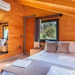 The Luxury Shelters Pensionat 3*