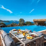 The Luxury Shelters 3* Kaş