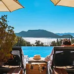 Pensionat The Luxury Shelters