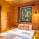 The Luxury Shelters Guest house 3*