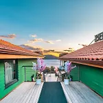 The Luxury Shelters Guest house