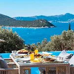 The Luxury Shelters 3*