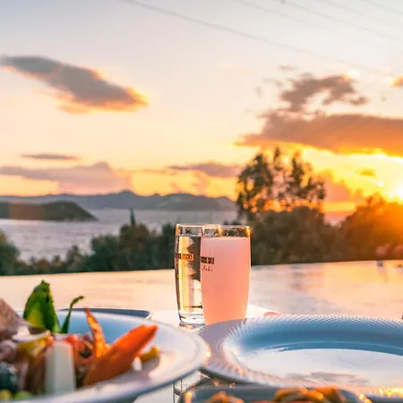 The Luxury Shelters קס