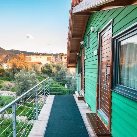 Guest house The Luxury Shelters