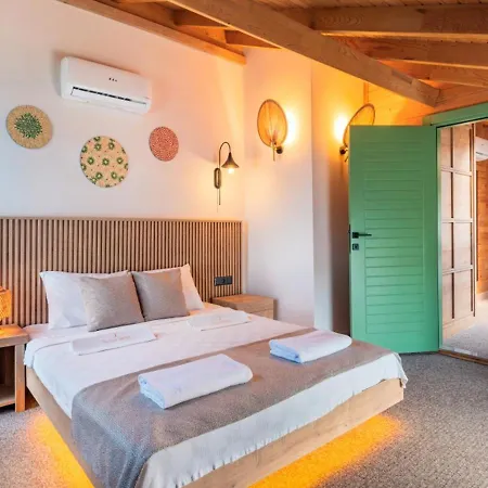 The Luxury Shelters 3* Kas