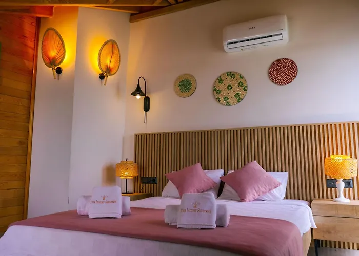 Casa de hóspedes The Luxury Shelters