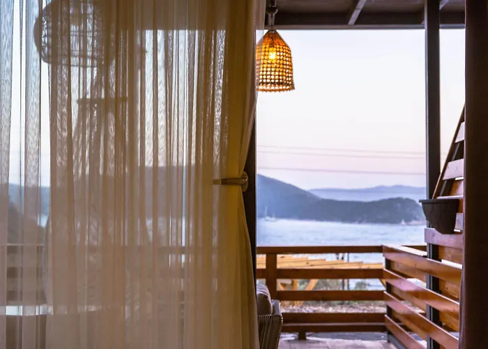 The Luxury Shelters Casa de hóspedes 3*