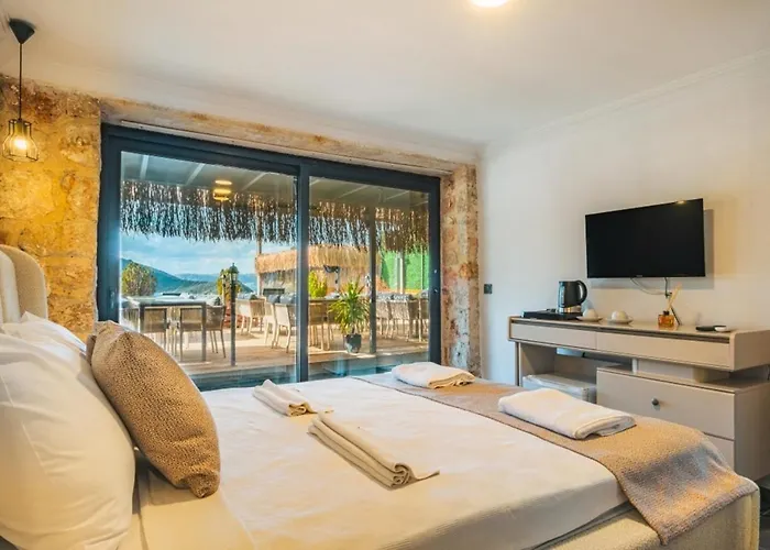 The Luxury Shelters 3*