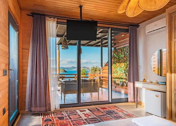 The Luxury Shelters קס