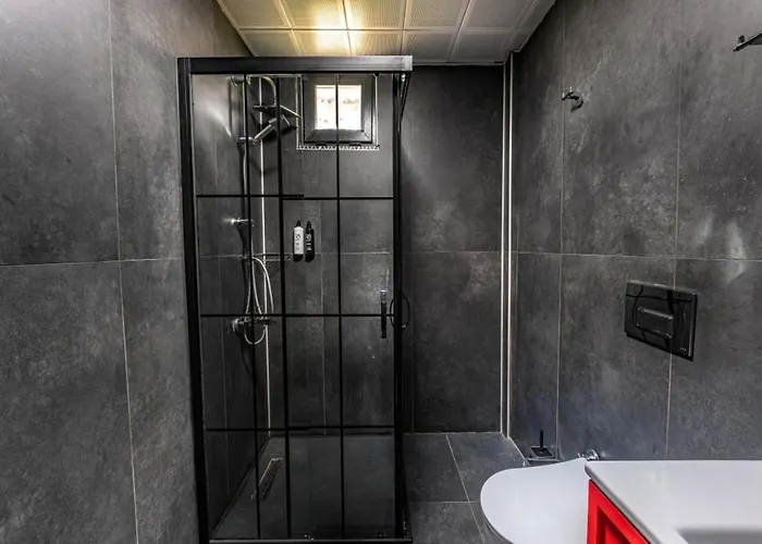 The Luxury Shelters בית הארחה קס