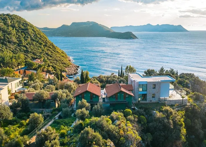 The Luxury Shelters בית הארחה