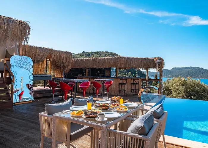 The Luxury Shelters 3*