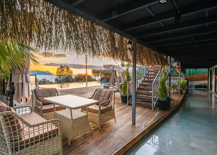 בית הארחה The Luxury Shelters 3*