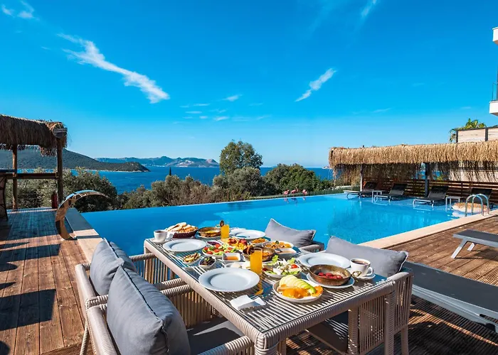 The Luxury Shelters 3* קס