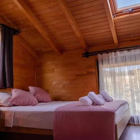 Гостьовий будинок The Luxury Shelters Каш