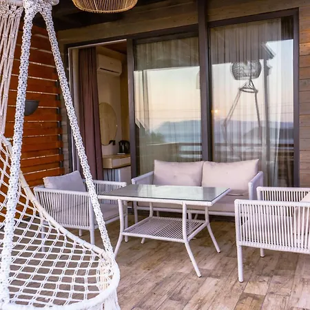 Гостьовий будинок The Luxury Shelters 3*