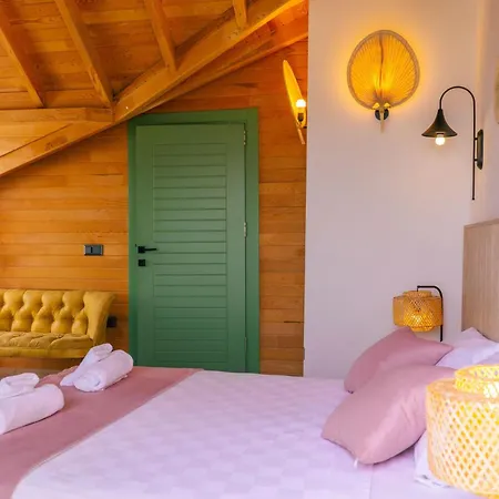 The Luxury Shelters 3* Каш